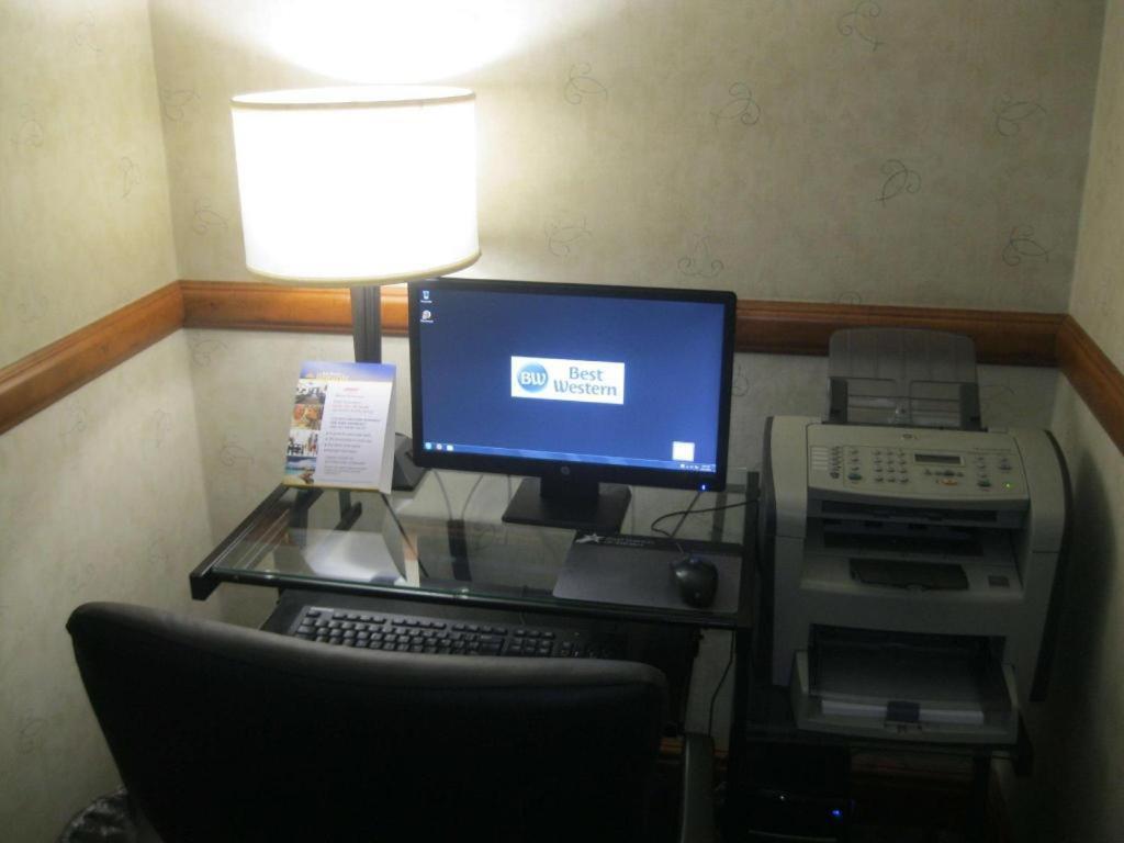 Airport Inn Boise Bagian luar foto