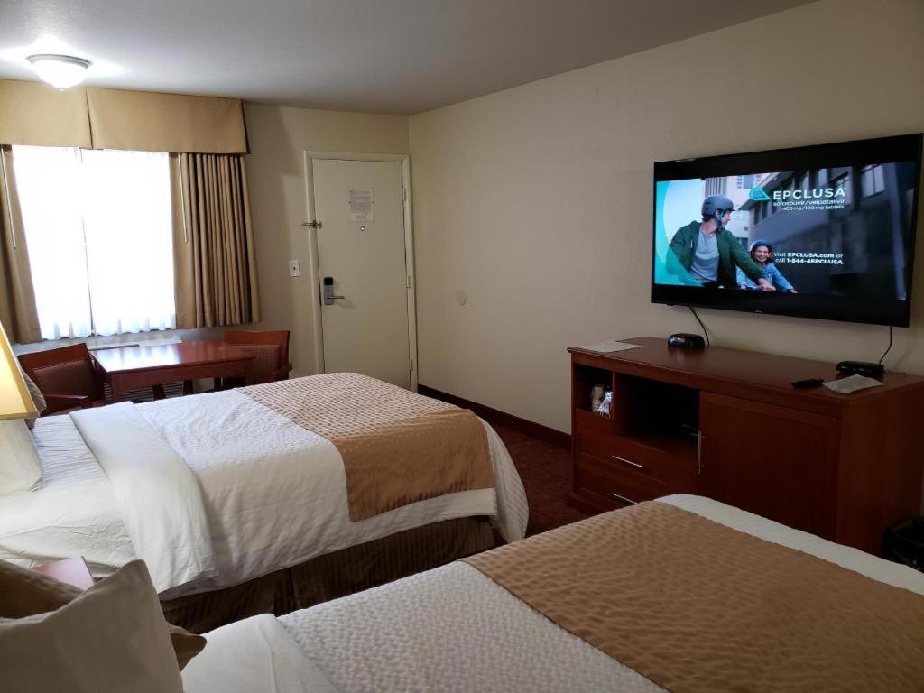 Airport Inn Boise Bagian luar foto
