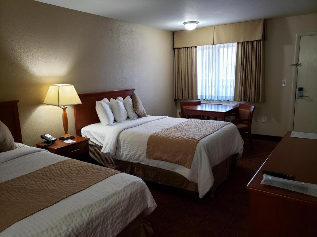 Airport Inn Boise Bagian luar foto